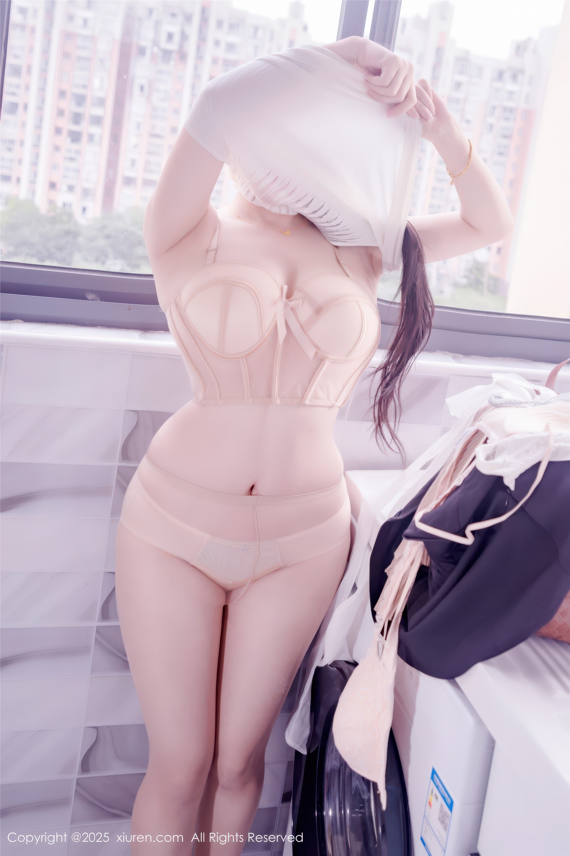 Xiuren秀人网 2025.11.20 NO.11010 汐汐爱吃草莓